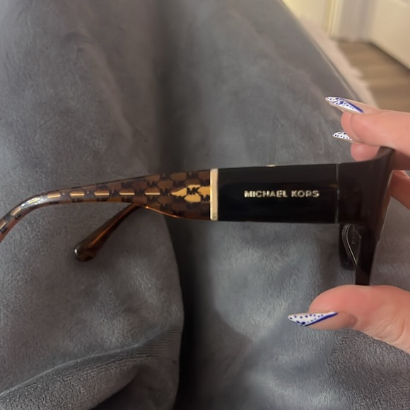 Micheal Kors - Brussels Cat Eye sunglasses - Picture 4 of 4